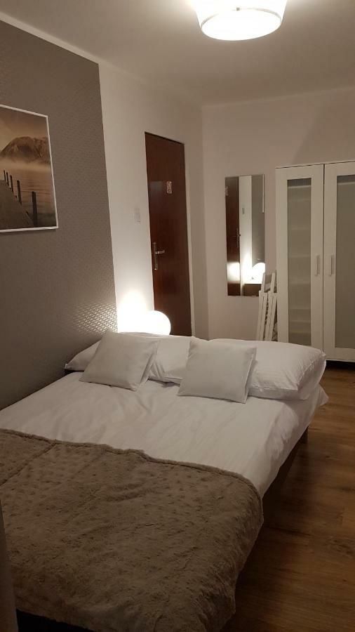 Pokoje Goscinne Venezia Czaplinek Kültér fotó